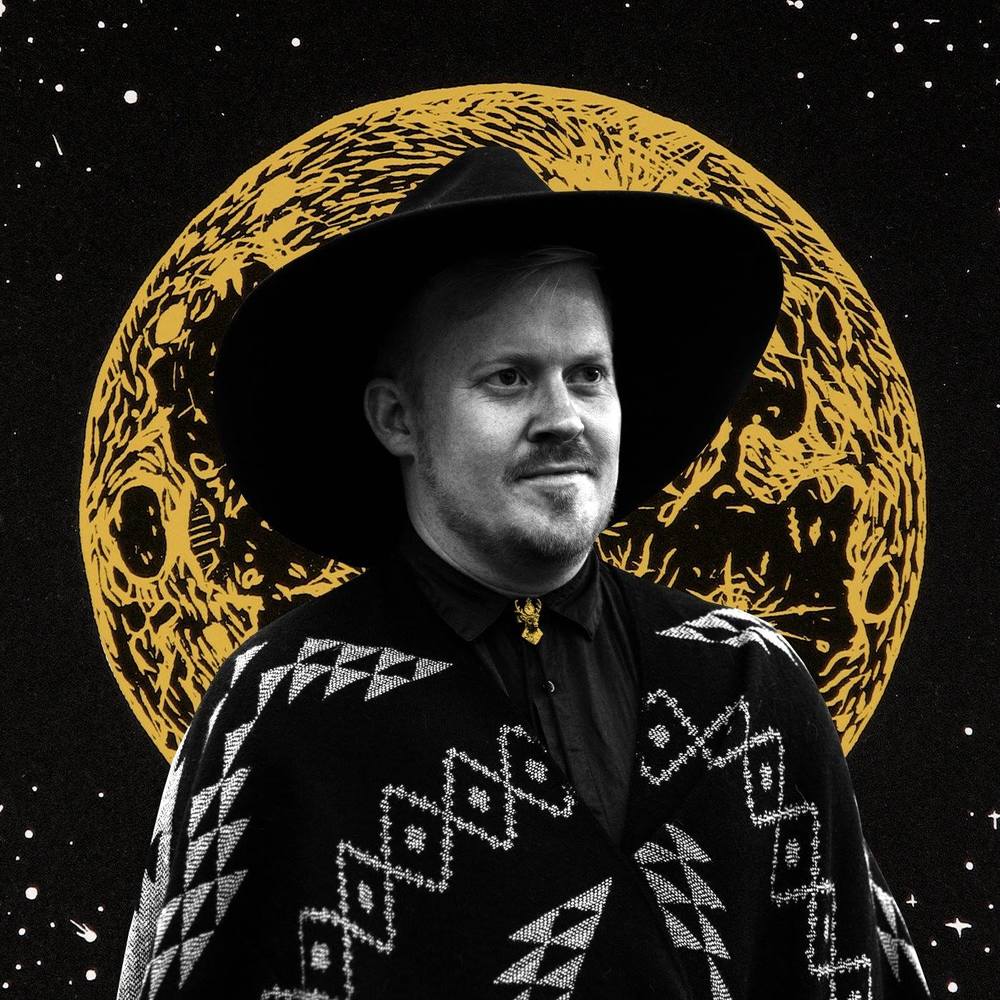 Meet your Posher, Evin